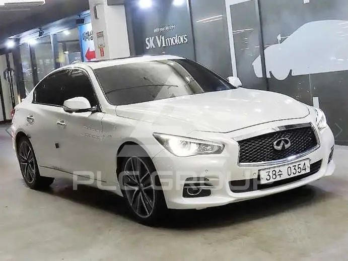 2014 Infinity Q50