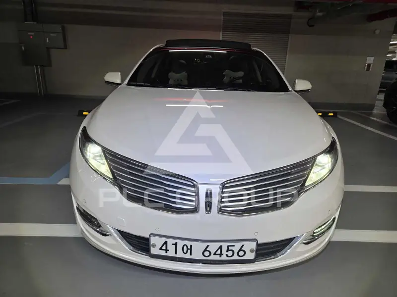 2014 Lincoln MKZ