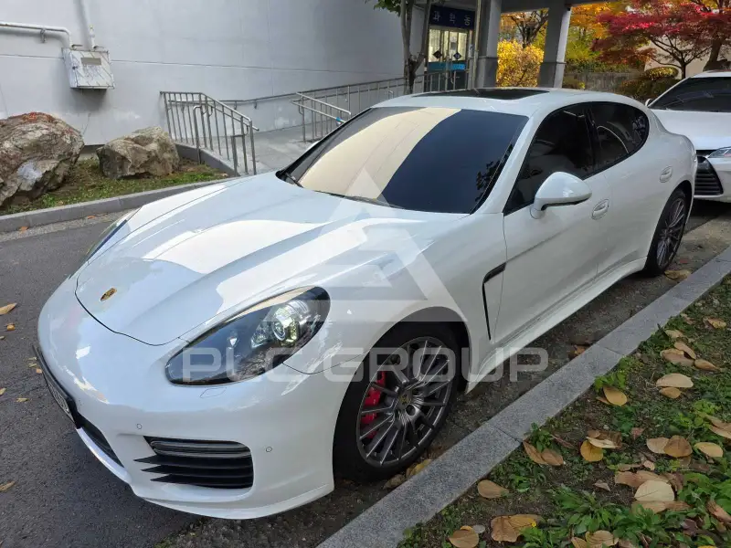 2014 Porsche Panamera