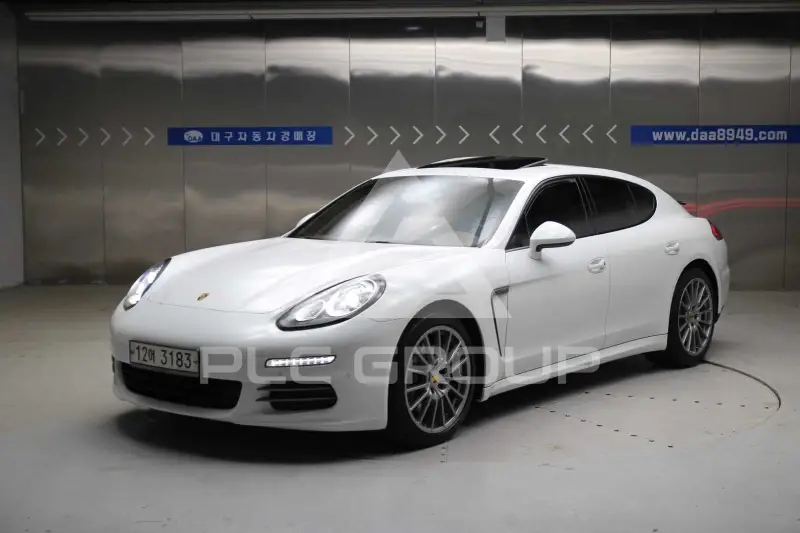 2014 Porsche Panamera