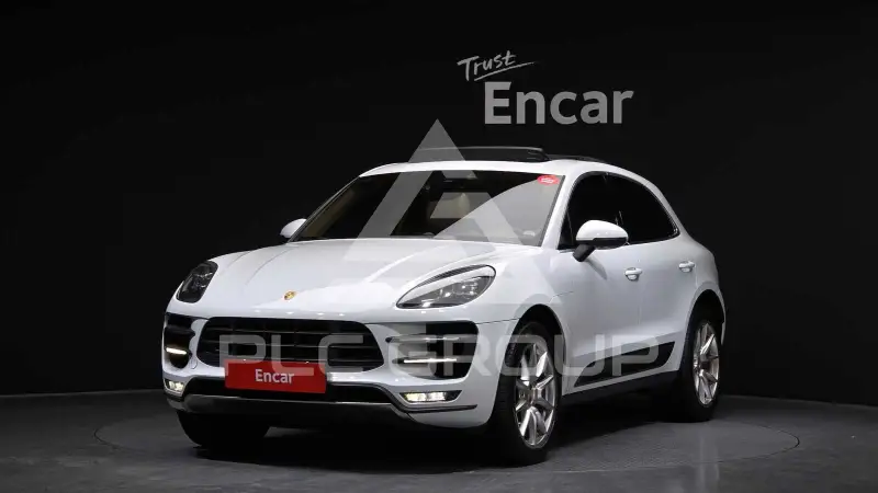 2014 Porsche Macan