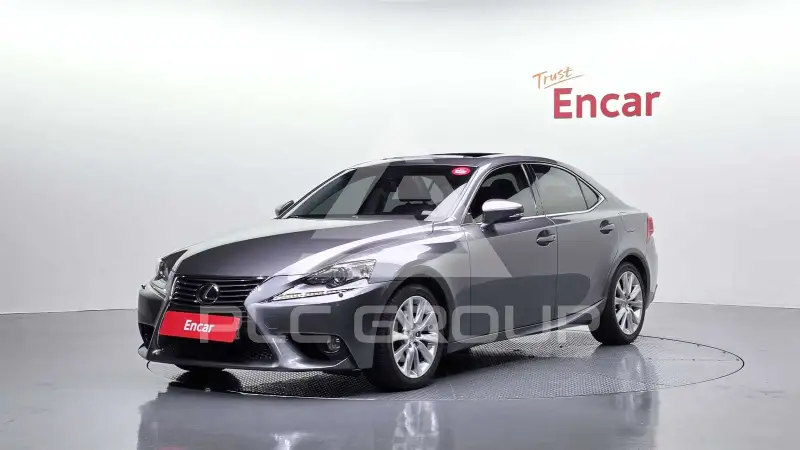 2014 Lexus IS