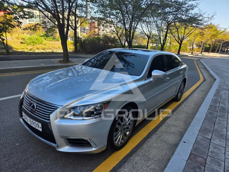 2014 Lexus LS