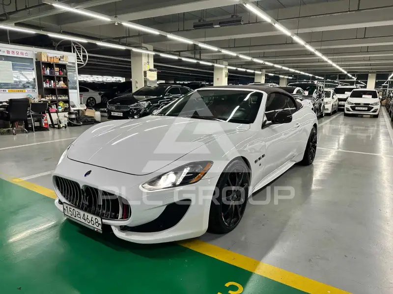 2014 Maserati GRANTURISMO