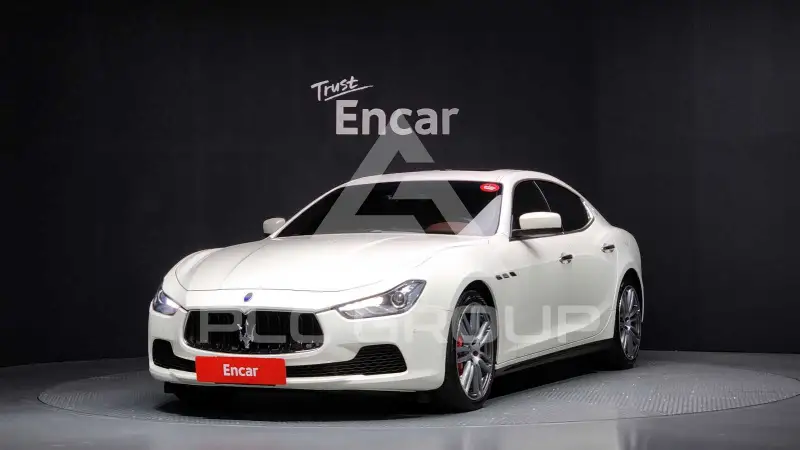2014 Maserati GHIBLI
