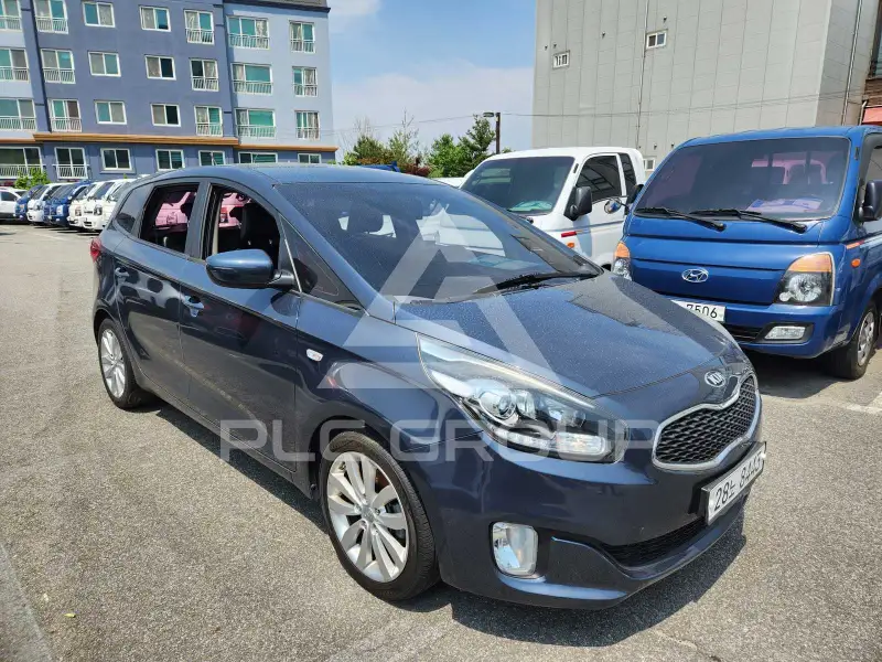 2014 KIA Carens