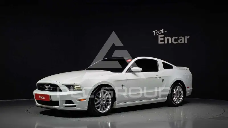 2014 Ford MUSTANG