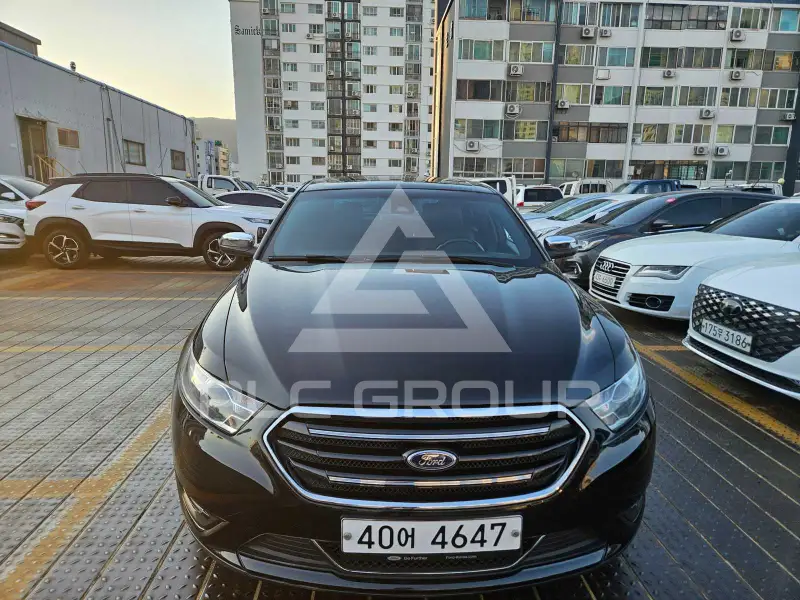 2014 Ford Taurus