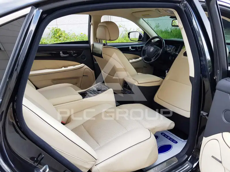 2014 Hyundai Equus