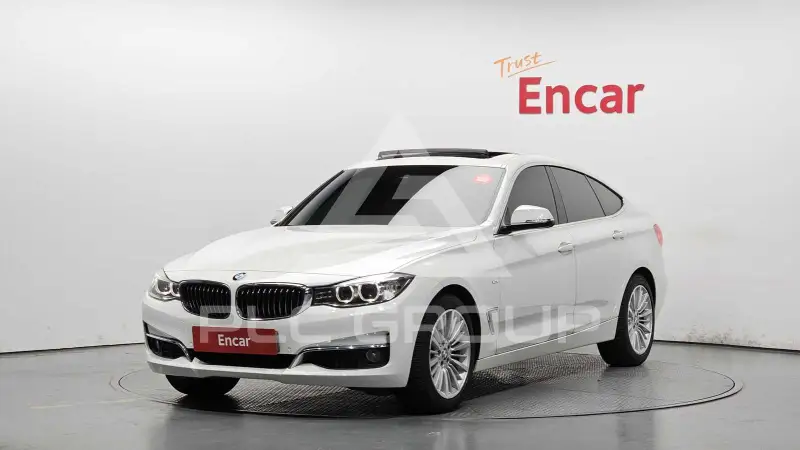 2015 BMW 320