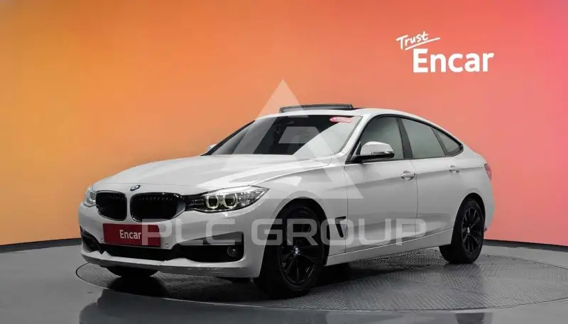 2015 BMW 320