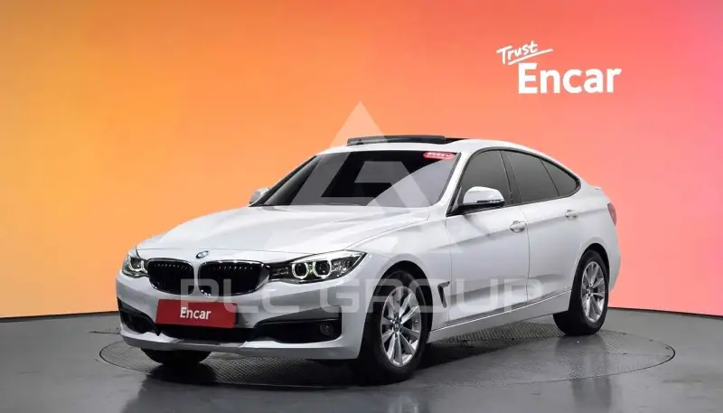 2015 BMW 320
