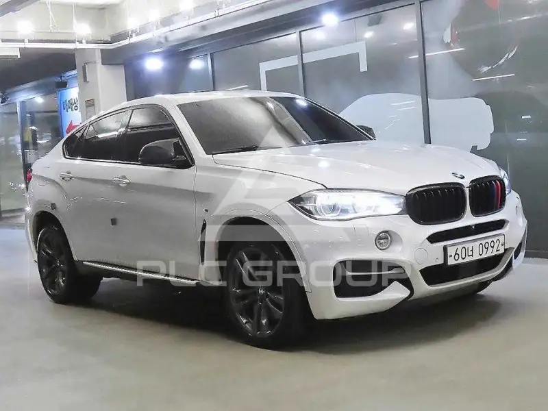 2015 BMW X6M