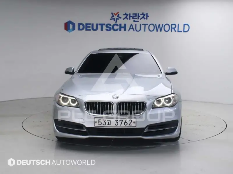 2015 BMW 520
