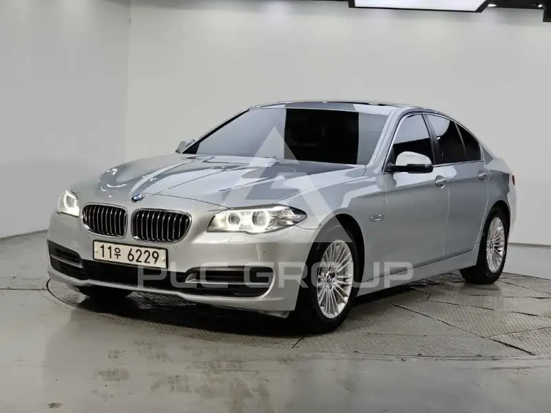 2015 BMW 520