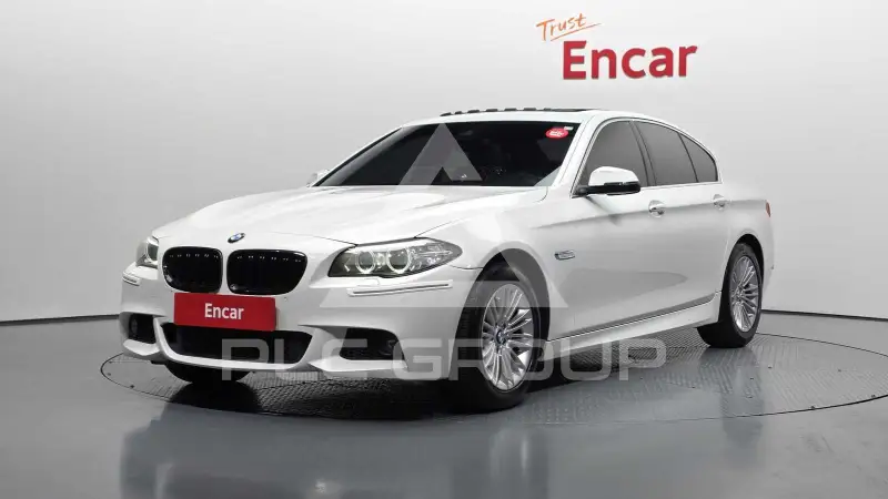 2015 BMW 520