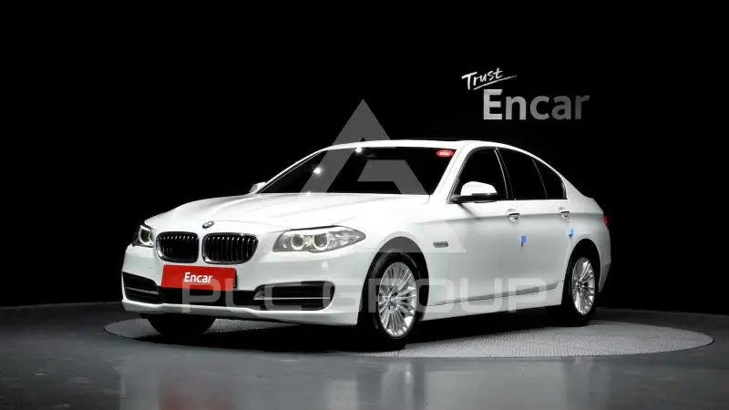 2015 BMW 520
