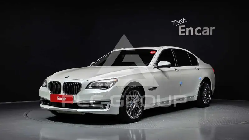 2015 BMW 740