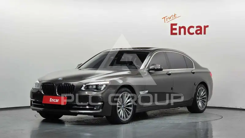 2015 BMW 750
