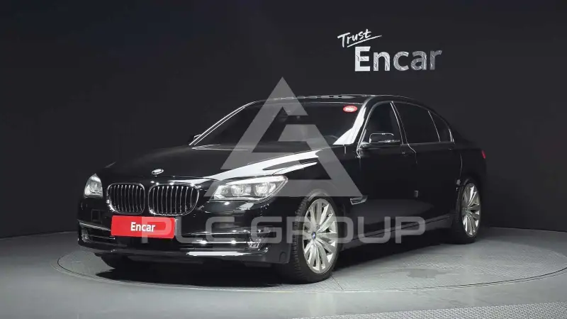 2015 BMW 750