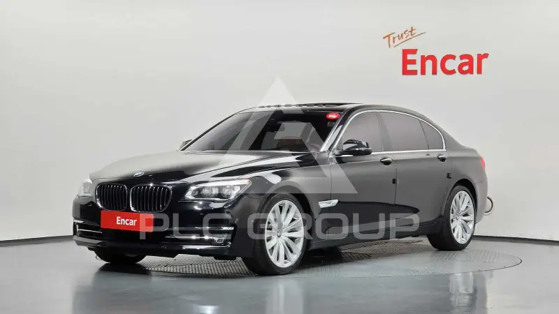 2015 BMW 750