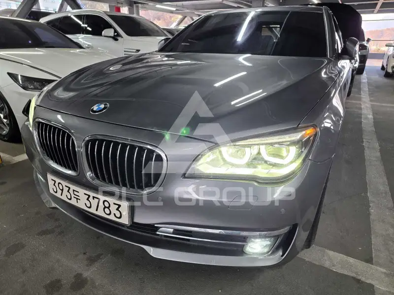 2015 BMW 750