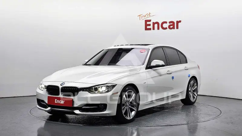 2015 BMW 320