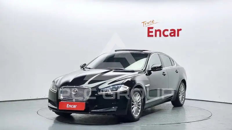 2015 Jaguar XF