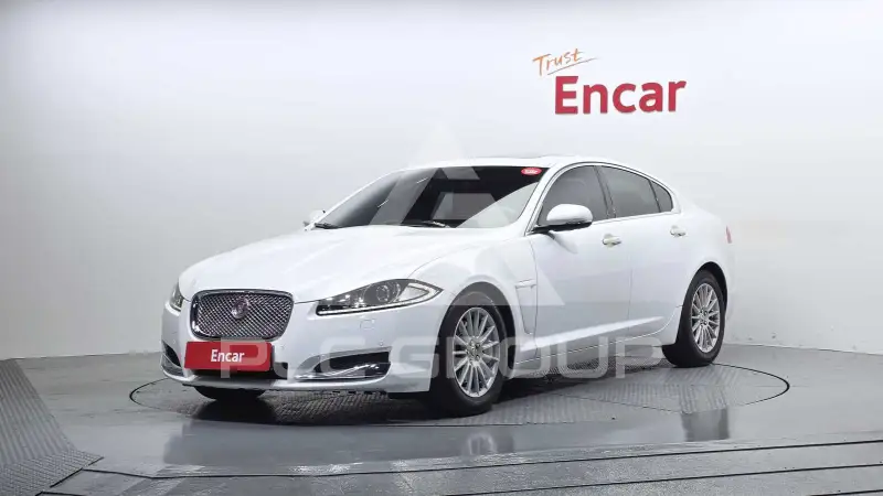 2015 Jaguar XF