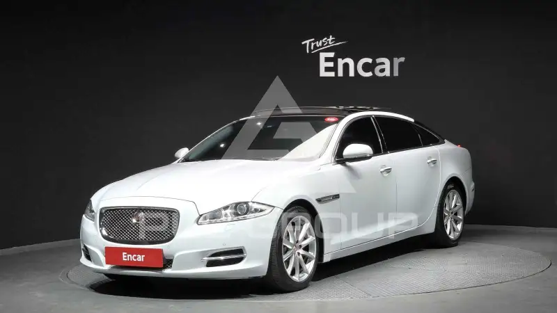 2015 Jaguar XJ