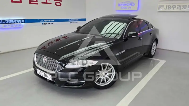 2015 Jaguar XJ