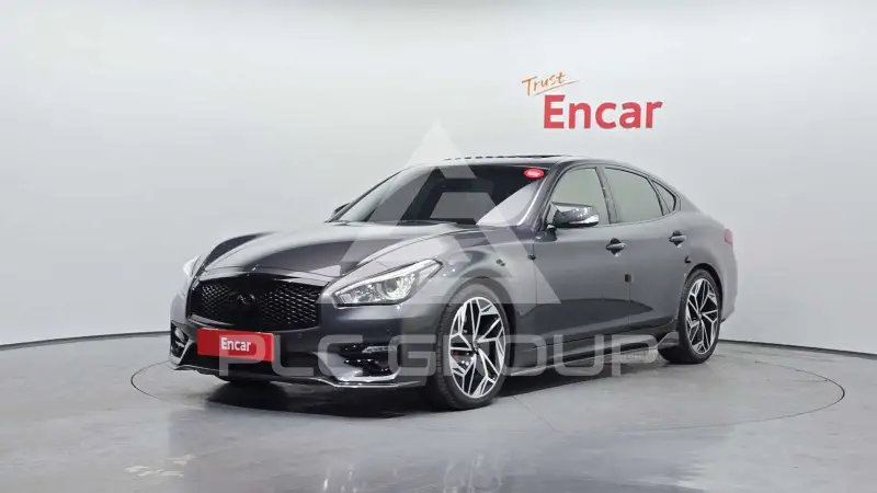 2015 Infinity Q70