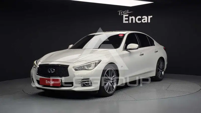 2015 Infinity Q50