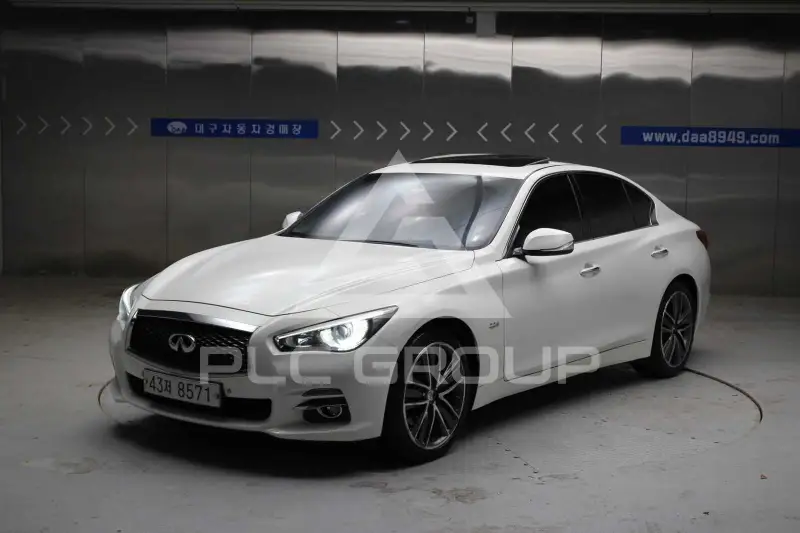 2015 Infinity Q50