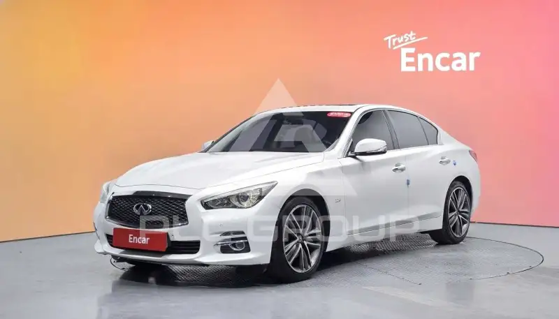 2015 Infinity Q50