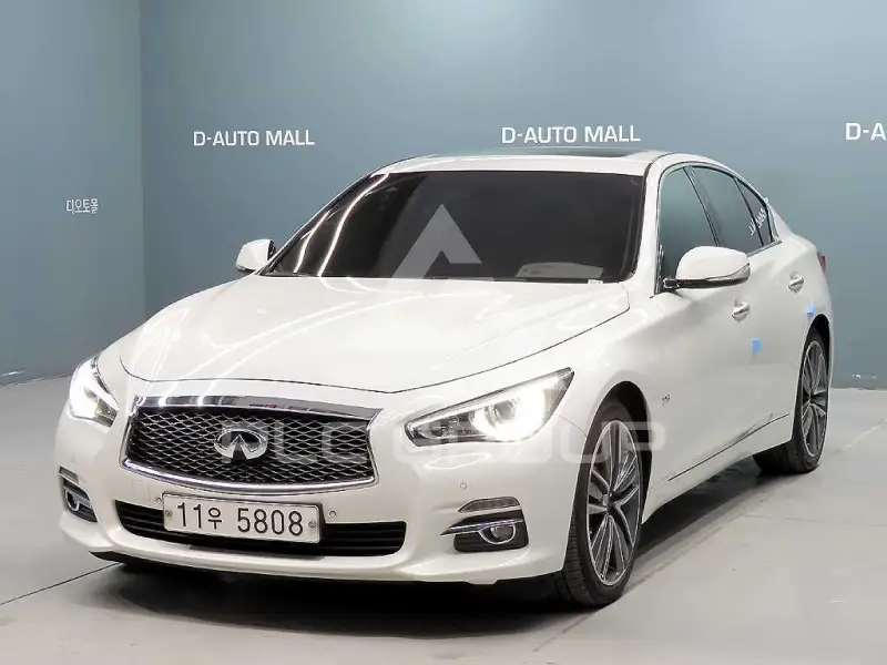 2015 Infinity Q50