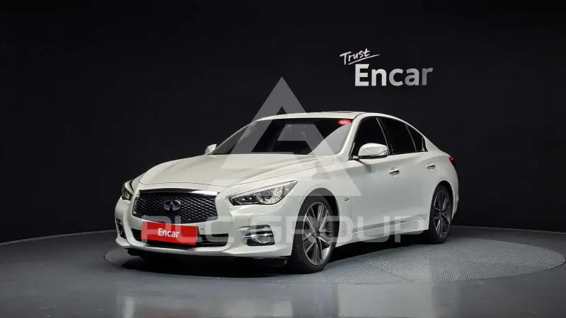 2015 Infinity Q50