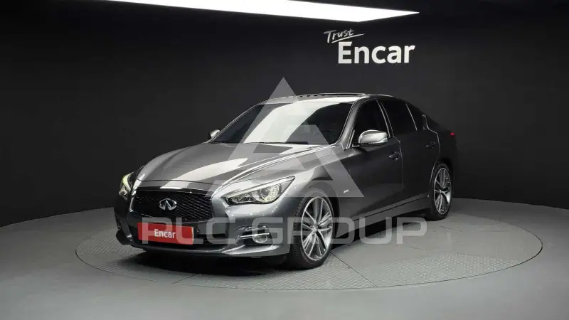 2015 Infinity Q50