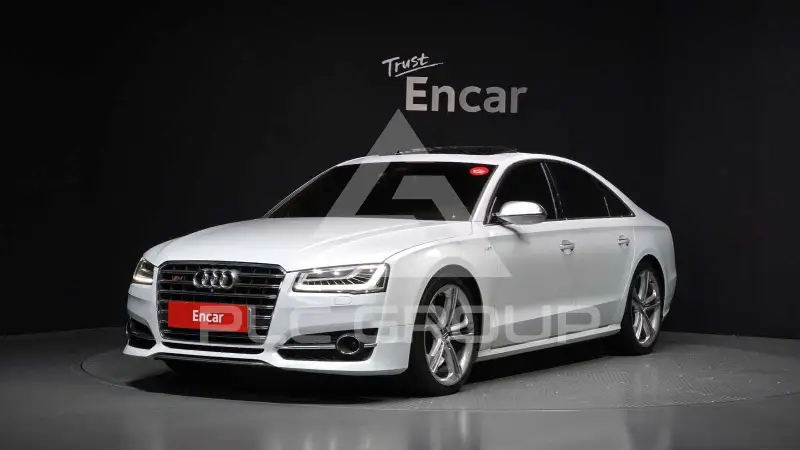 2015 Audi S8