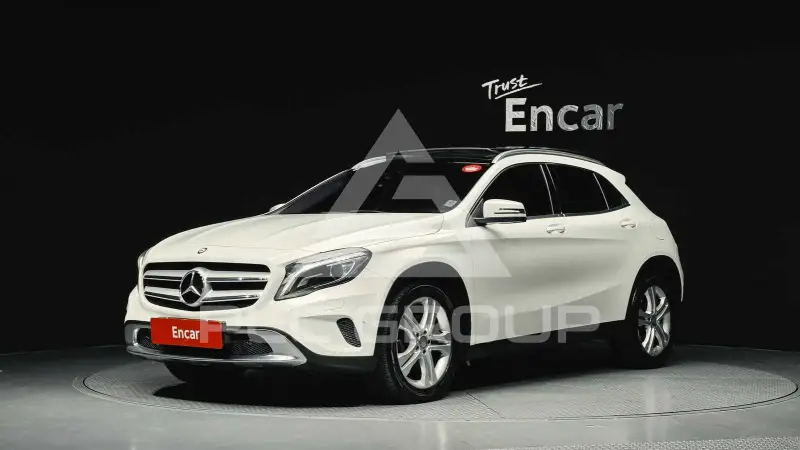 2015 Mercedes Benz GLA-Class