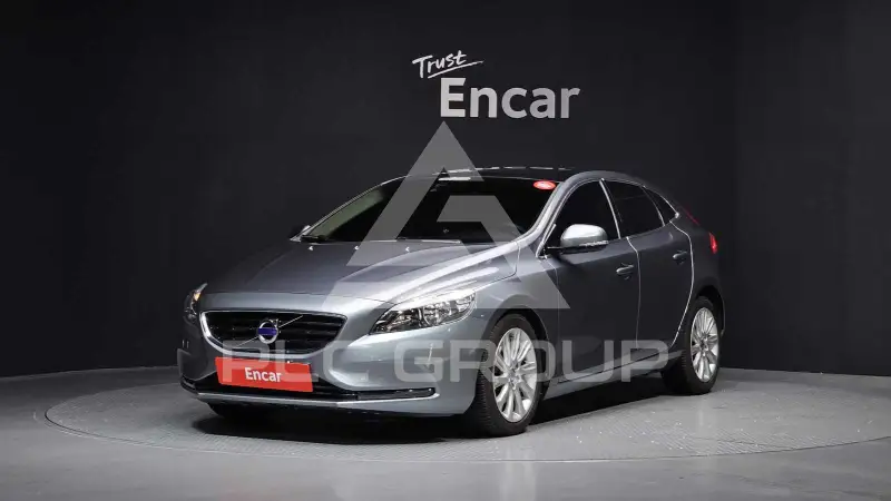 2015 Volvo V40