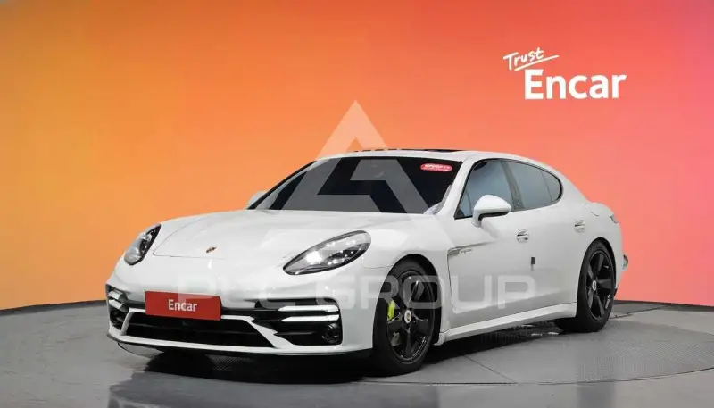 2015 Porsche Panamera