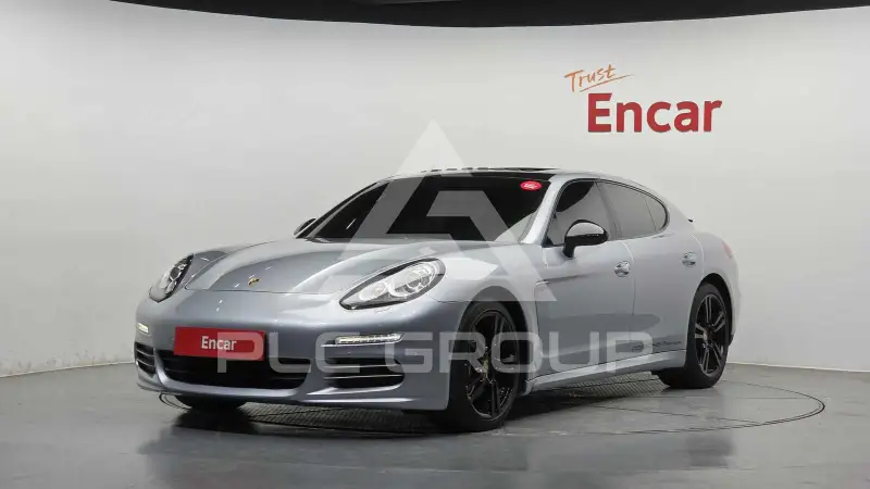 2015 Porsche Panamera