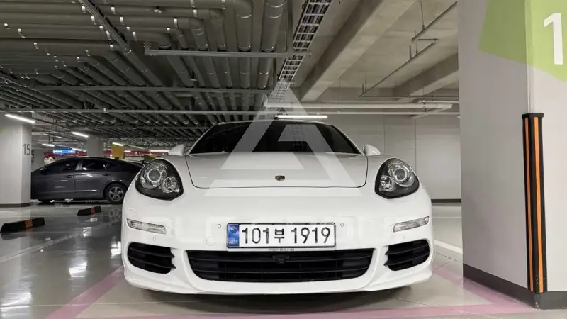 2015 Porsche Panamera