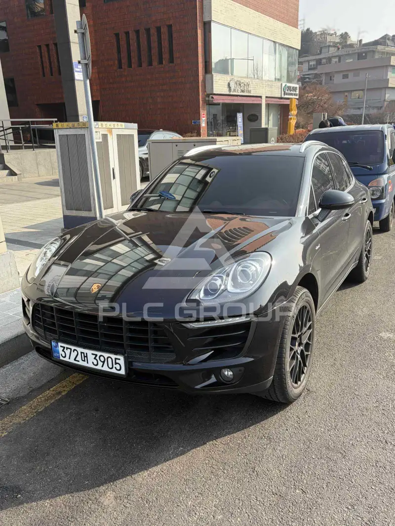 2015 Porsche Macan