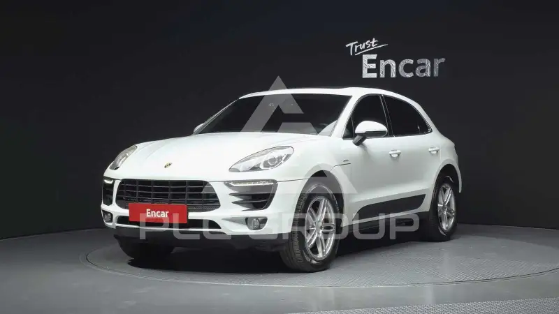 2015 Porsche Macan
