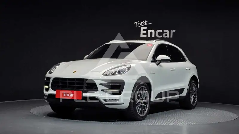 2015 Porsche Macan