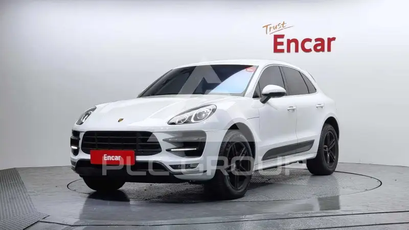 2015 Porsche Macan