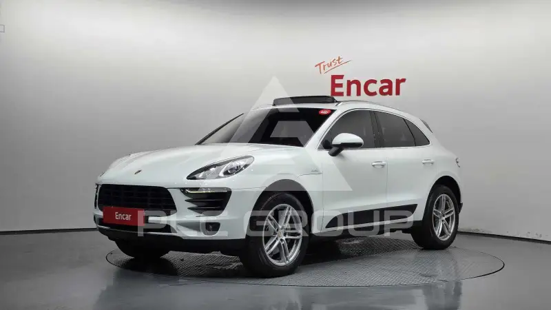 2015 Porsche Macan