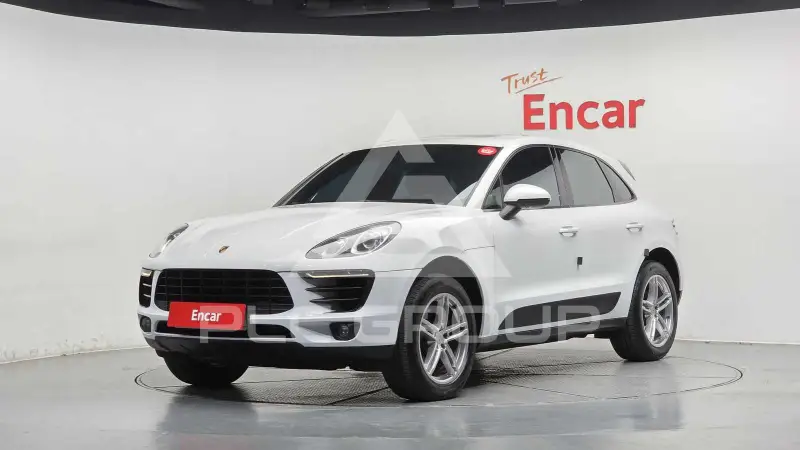 2015 Porsche Macan